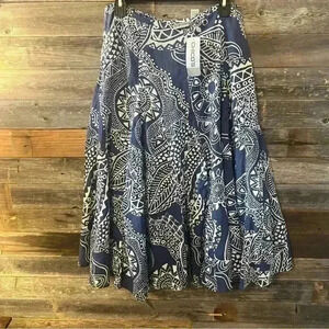 Chico’s Blue and white peasant style skirt
